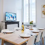 Wonderhost, Volumes Incroyables & Chambre Royale